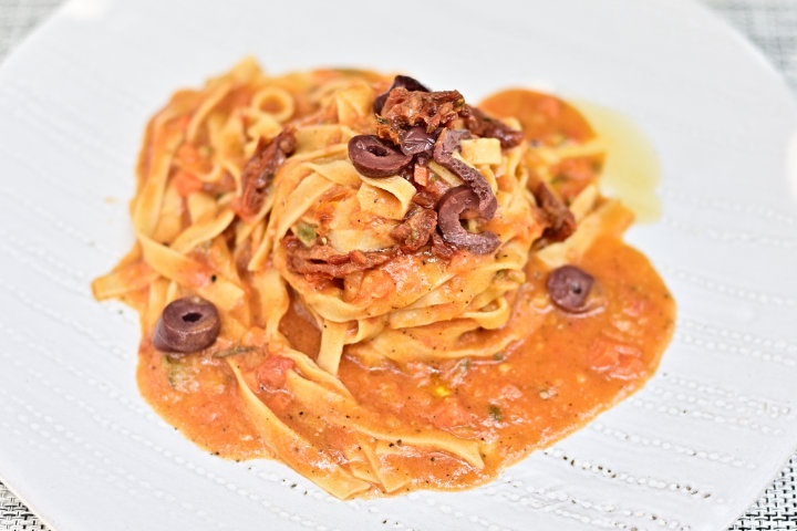 Fettuccine al Ragù Vegetale
